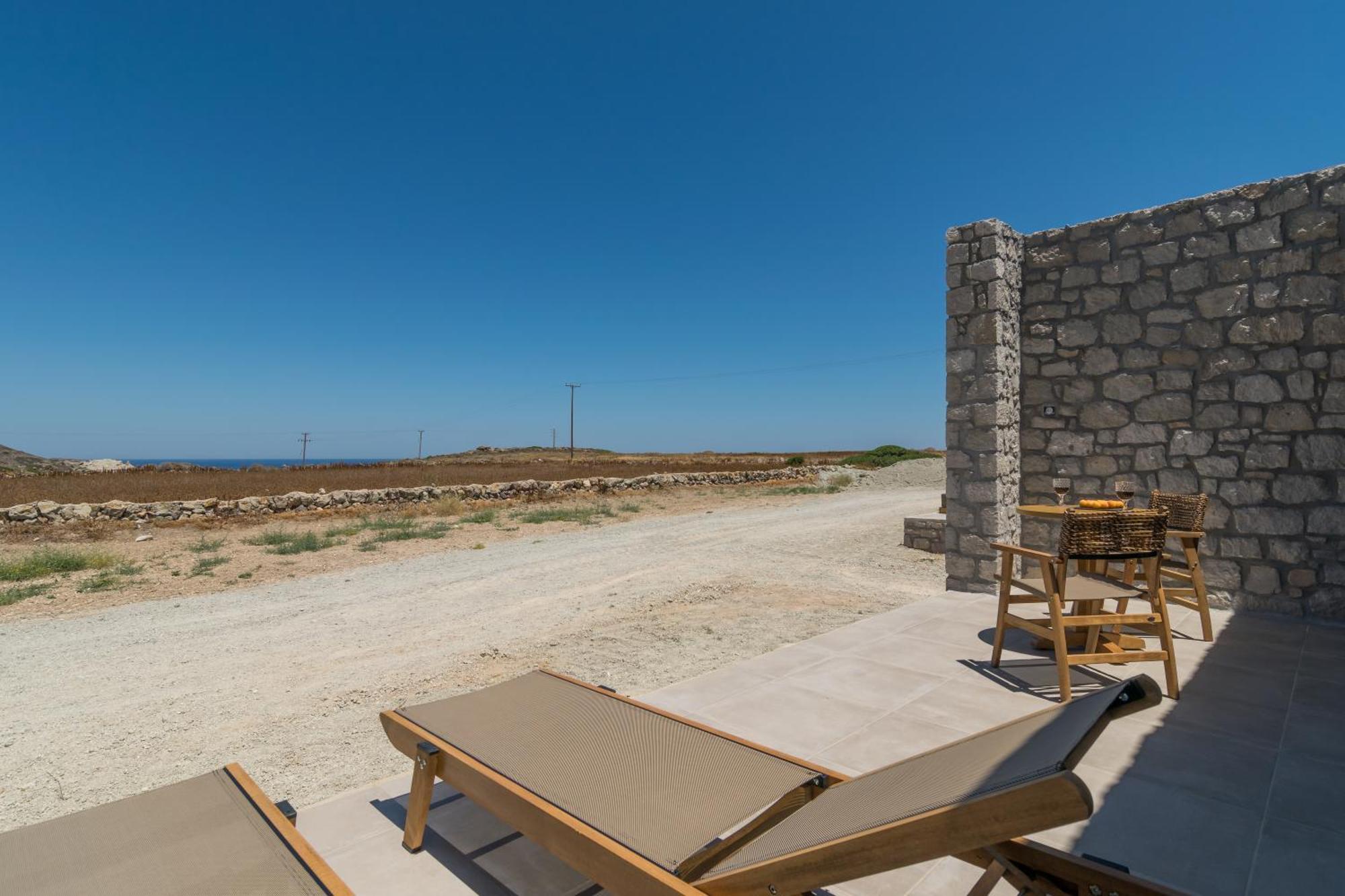 Katoikia Milos Slow Living Homes Mandrakia