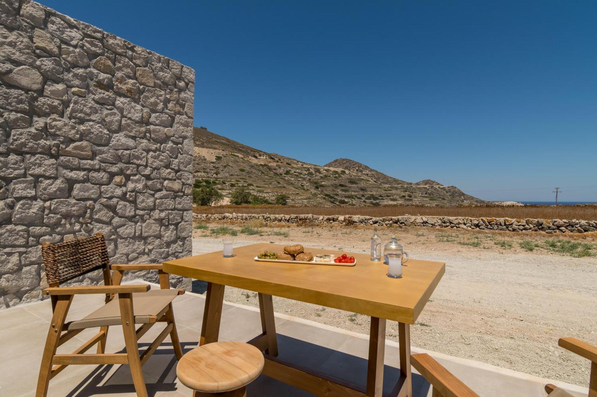 Katoikia Milos Slow Living Homes Mandrakia