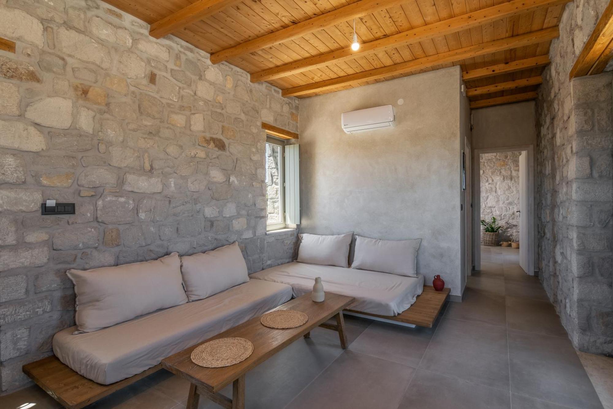 Katoikia Milos Slow Living Homes
